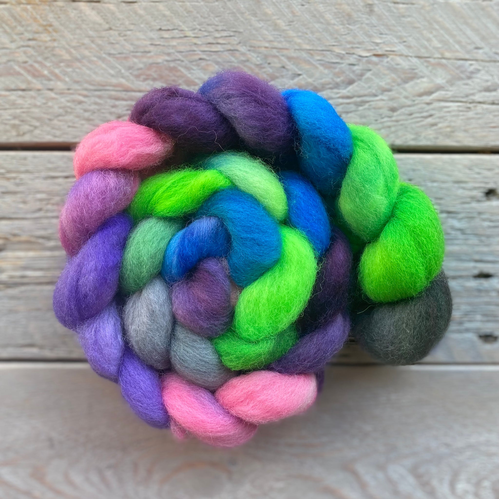 Beetlejuice dyed BFL Wool Roving